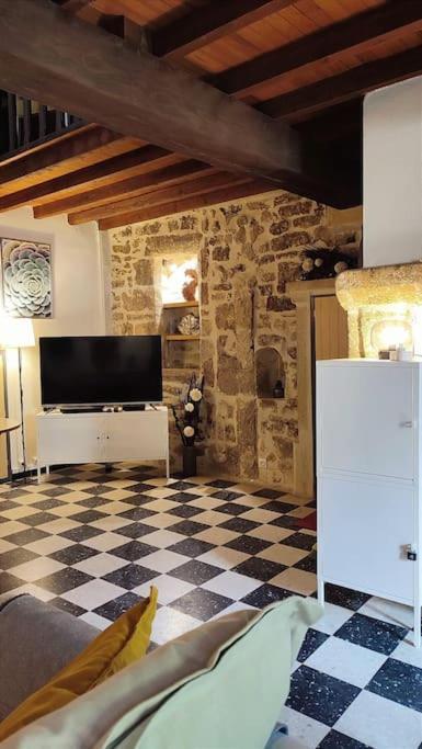 Ferienwohnung Entre Uzes Et Le Pont-Du-Gard Le Logis D'Autrefois Castillon-du-Gard Exterior foto